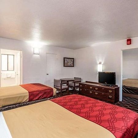 Econo Lodge University ทูซอน ภายนอก รูปภาพ